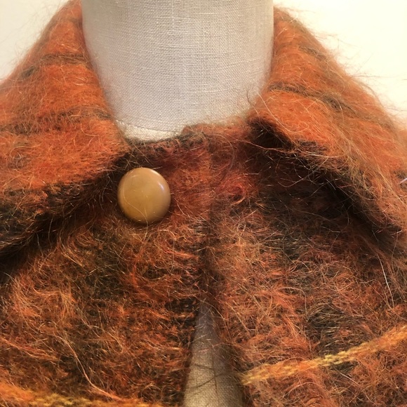 Vintage Andrew Stewart Mohair/ wool cape - Picture 14 of 16